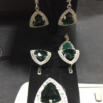 արծաթյա կանացի կոմպլեկտ հավաքածու - 15.8 գր - ԿՈԴ 204-106 arcatya kanaci komplekt havaqacu - 15.8 gr 