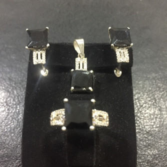 արծաթյա կանացի կոմպլեկտ հավաքածու - 7.9 գր - ԿՈԴ 203-840 arcatya kanaci komplekt havaqacu - 7.9 gr 