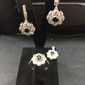 արծաթյա կանացի կոմպլեկտ հավաքածու - 8.7 գր - ԿՈԴ 204-097 arcatya kanaci komplekt havaqacu - 8.7 gr 