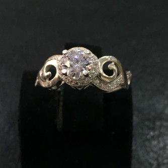 արծաթյա կանացի Մատանի - 2 գր - ԿՈԴ 203-482 arcatya kanaci Matani - 2 gr 