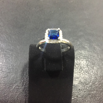 արծաթյա կանացի Մատանի - 2.2 գր - ԿՈԴ 203-823 arcatya kanaci Matani - 2.2 gr 