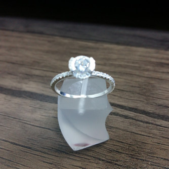 արծաթյա կանացի Մատանի - 2.3 գր - ԿՈԴ 204-312 arcatya kanaci Matani - 2.3 gr 