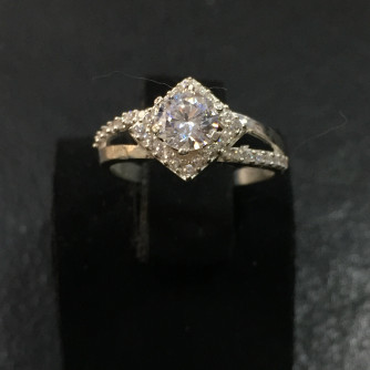 արծաթյա կանացի Մատանի - 2.4 գր - ԿՈԴ 203-495 arcatya kanaci Matani - 2.4 gr 