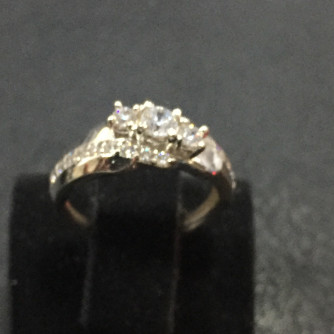 արծաթյա կանացի Մատանի - 2.6 գր - ԿՈԴ 203-746 arcatya kanaci Matani - 2.6 gr 