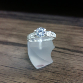 արծաթյա կանացի Մատանի - 2.6 գր - ԿՈԴ 204-290 arcatya kanaci Matani - 2.6 gr 