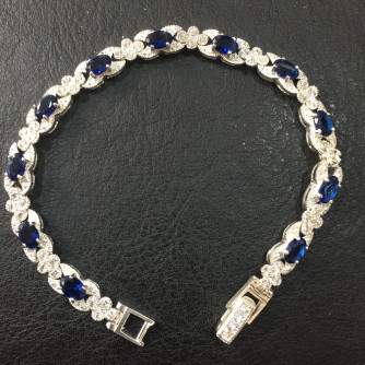 արծաթյա կանացի թևնոց - 11.8 գր - ԿՈԴ 203-298 arcatya kanaci tevnoc - 11.8 gr 