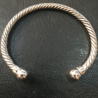 արծաթյա կանացի թևնոց - 11.9 գր - ԿՈԴ 203-983 arcatya kanaci tevnoc - 11.9 gr 