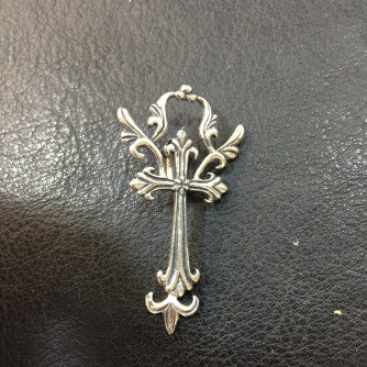 արծաթյա տղամարդու խաչ - 3.9 գր - ԿՈԴ 203-787 arcatya txamardu xach - 3.9 gr 